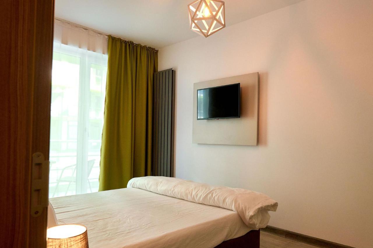 Orizont Sea View Apartment- Spa N Pools Beach Resort مامايا المظهر الخارجي الصورة